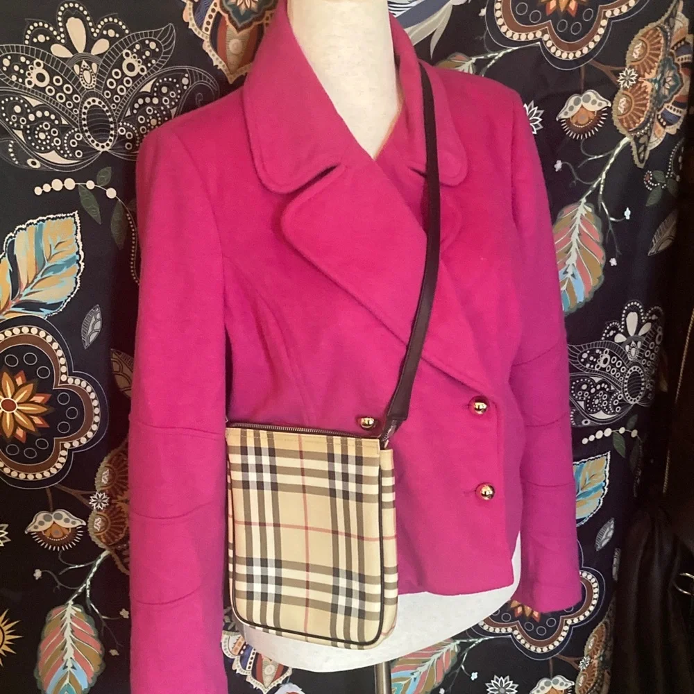 Genuine Burberry London Nova Check  Black and Beige  Crossbody Bag w/COA - Picture 3 of 17